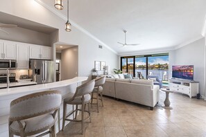Fridge, microwave, oven, stovetop - Private Waterfront Home, Heated Pool, Wide Bay Views (Marco Island)