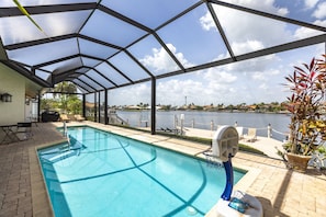 Outdoor pool, a heated pool - Private Waterfront Home, Heated Pool, Wide Bay Views (Marco Island)