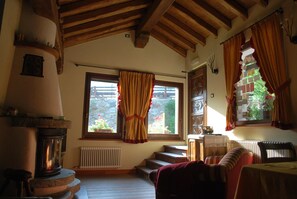 Interior entrance - Le Moulin des Aravis (Pontboset)