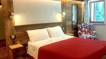 Habitación estándar doble | Sistema de insonorización, cunas gratuitas, wifi gratis y ropa de cama