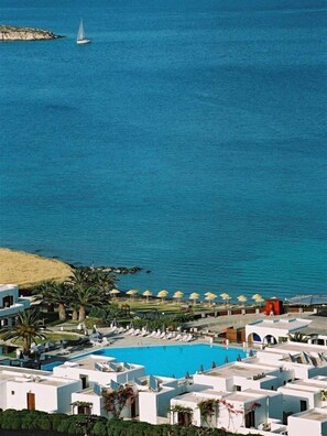 Outdoor pool - Porto Paros (Paros)