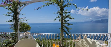 Apartment, 2 Bedrooms | View from room