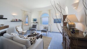 Villa, 3 Bedrooms | Living area | Flat-screen TV - Villa San Giovanni (Praiano)