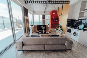 Rooftoop Balayi Suiti | 1 bedroom, Egyptian cotton sheets, premium bedding, minibar