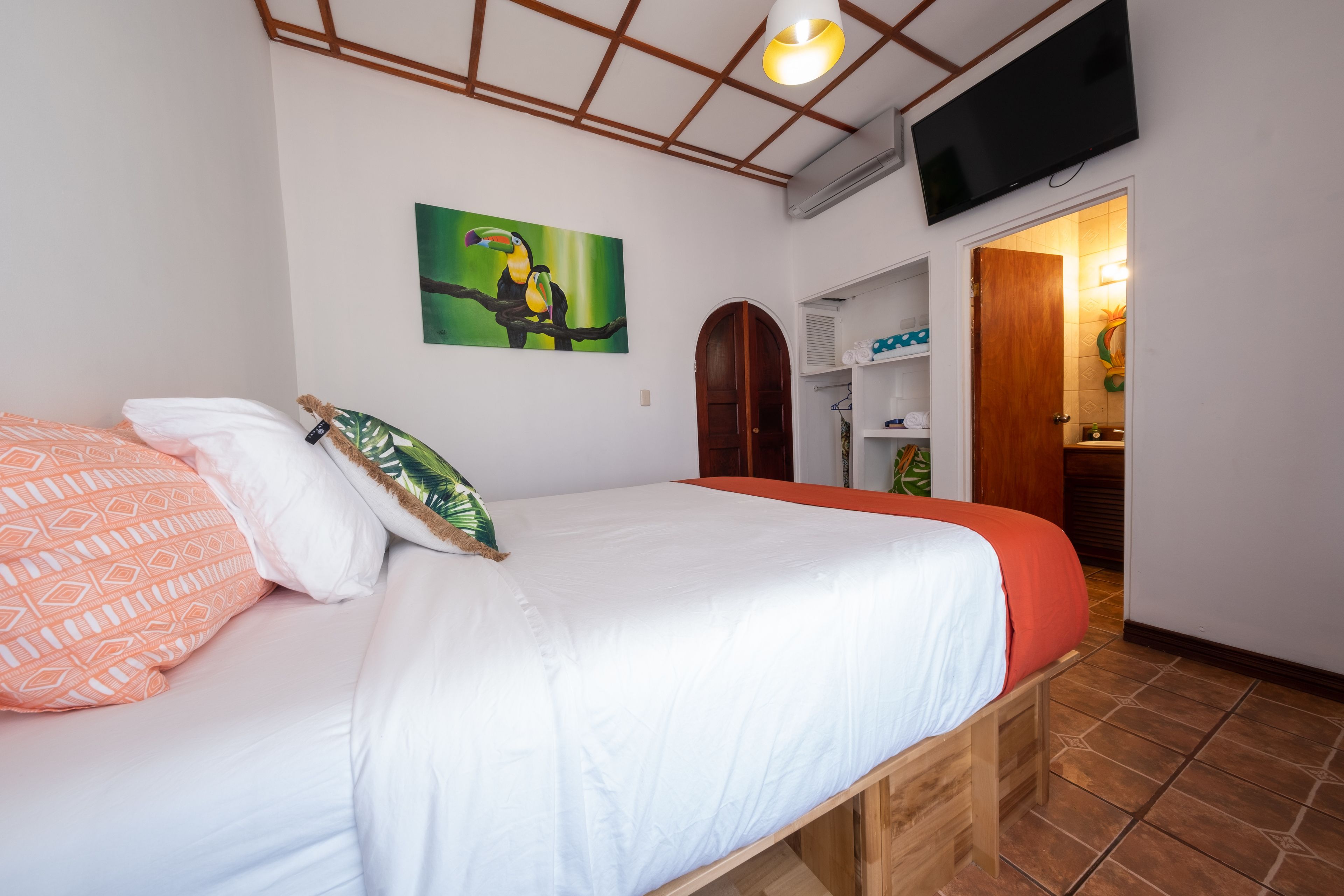 classic suite, 2 queen beds, non smoking, kitchenette | egyptian cotton sheets, premium bedding, in-room safe