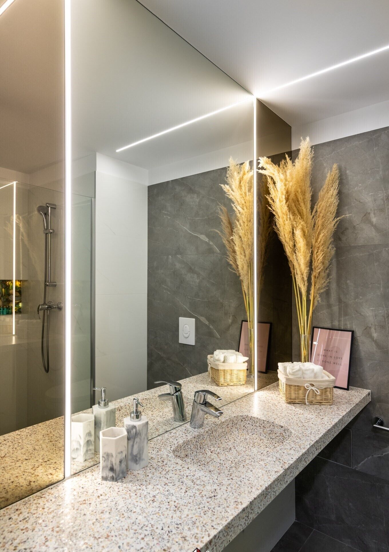 shower, free toiletries, hair dryer, slippers