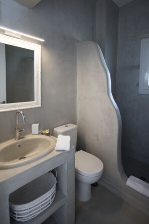 Villa, 5 Bedrooms, Private Pool (Elpida) | Bathroom | Shower, rainfall showerhead, free toiletries, hair dryer - Chrysanthemo Villas (Mykonos)