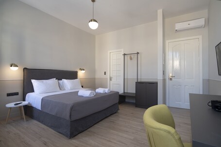 Plaka Arch Suites - Image 22