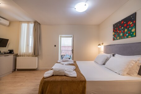 Plaka Arch Suites - Image 46