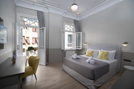 Plaka Arch Suites - Image 19