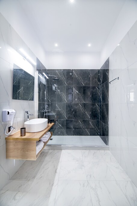 Plaka Arch Suites - Image 28