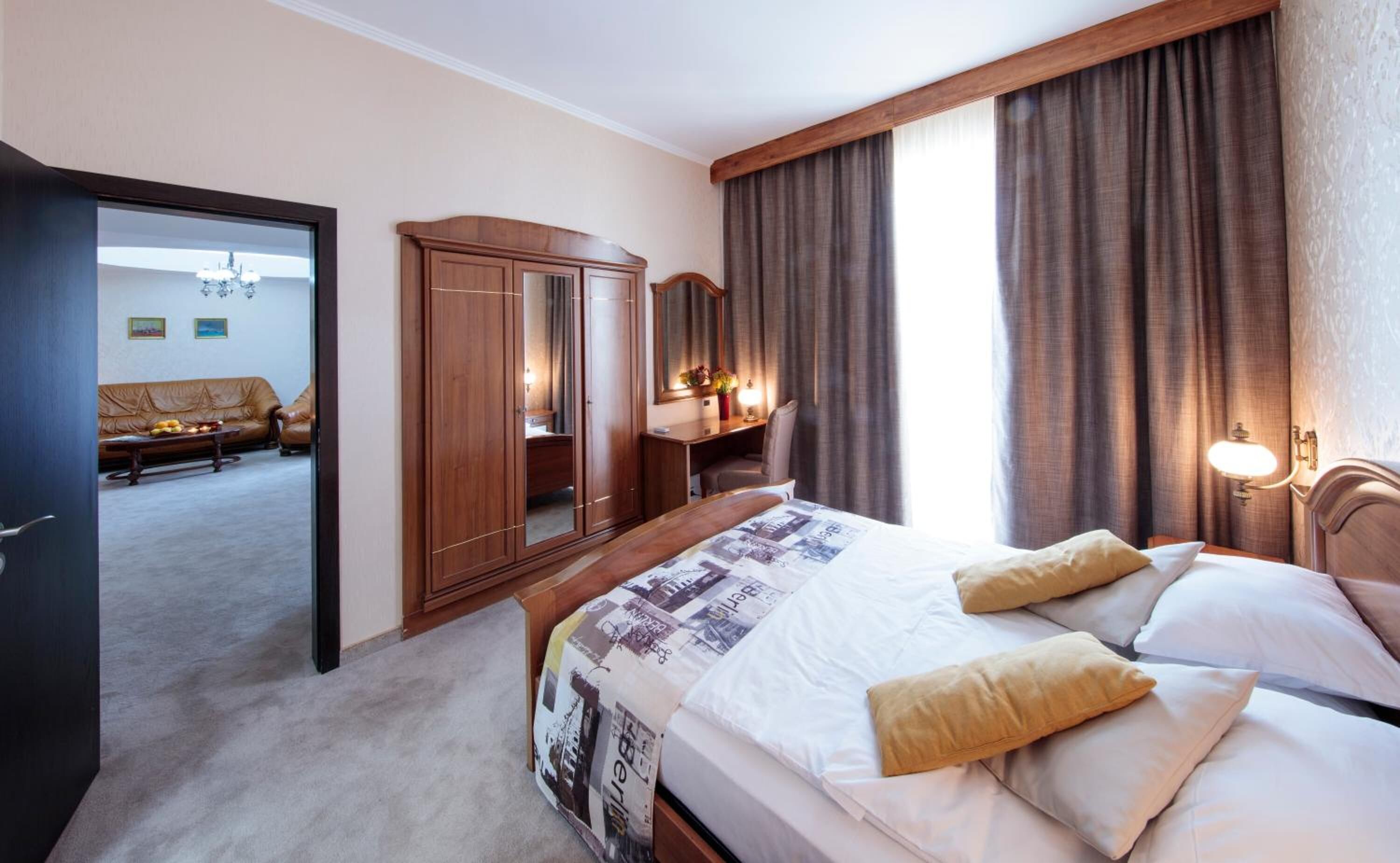 Premium bedding, minibar, desk, soundproofing