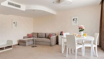 Chambre Double Exécutive, 1 chambre | Salle de séjour