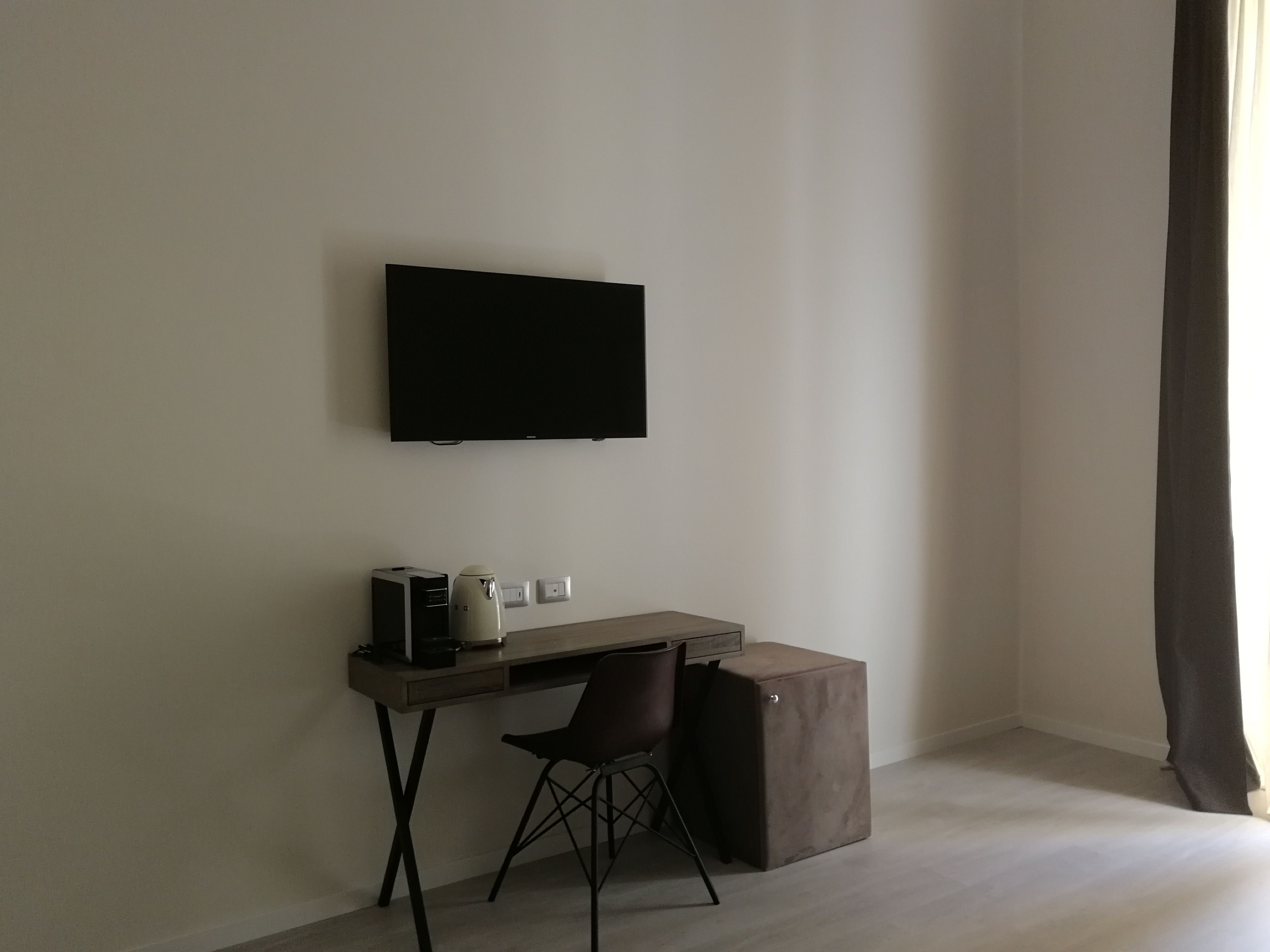 Photo - Gatto Bianco Duchessa