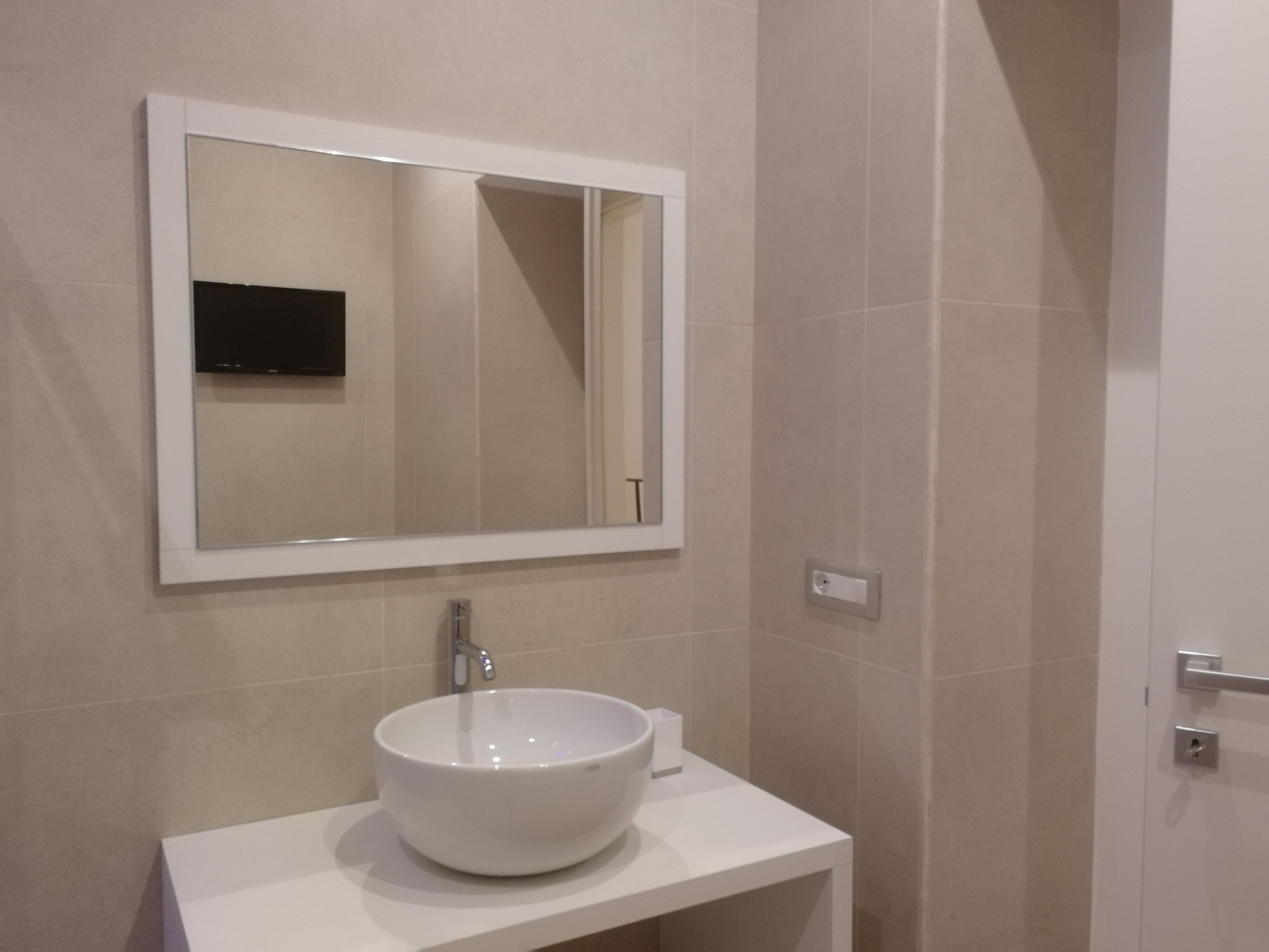 Photo - Gatto Bianco Duchessa