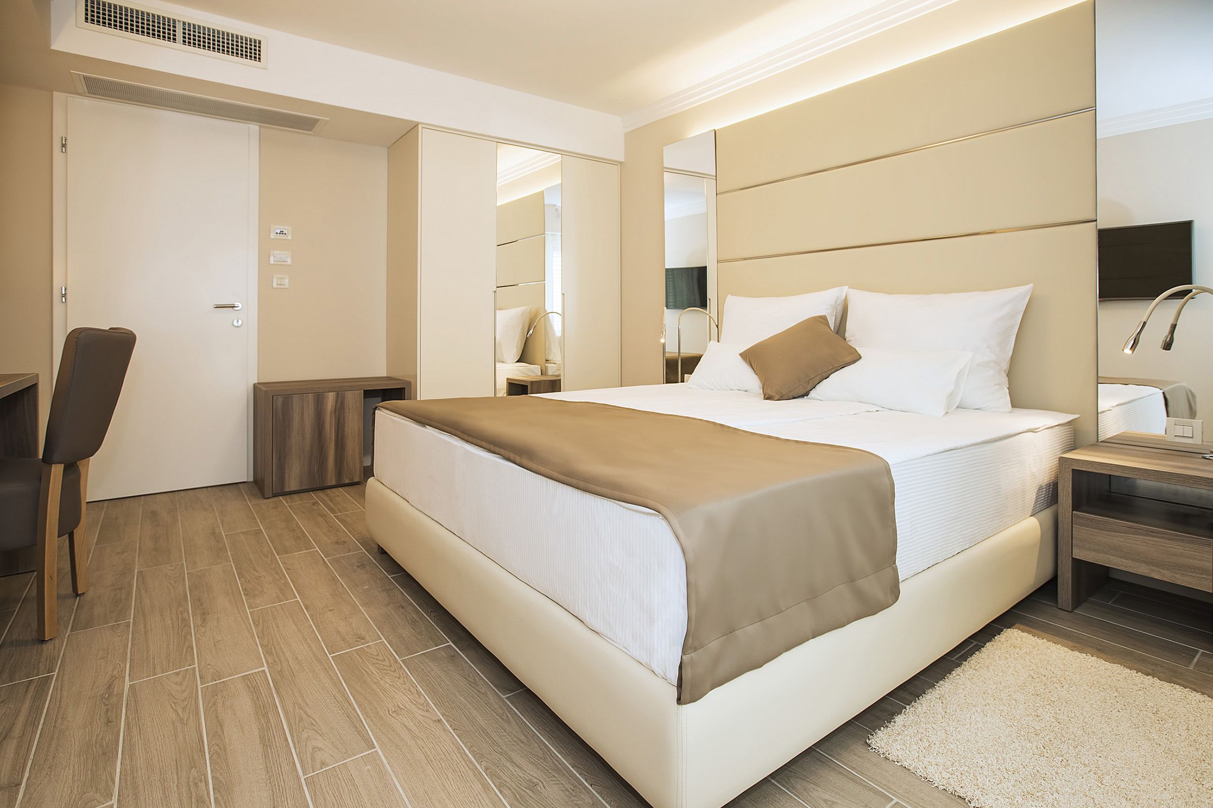 family room, 2 bedrooms, sea view | 1 bedroom, premium bedding, minibar, in-room safe