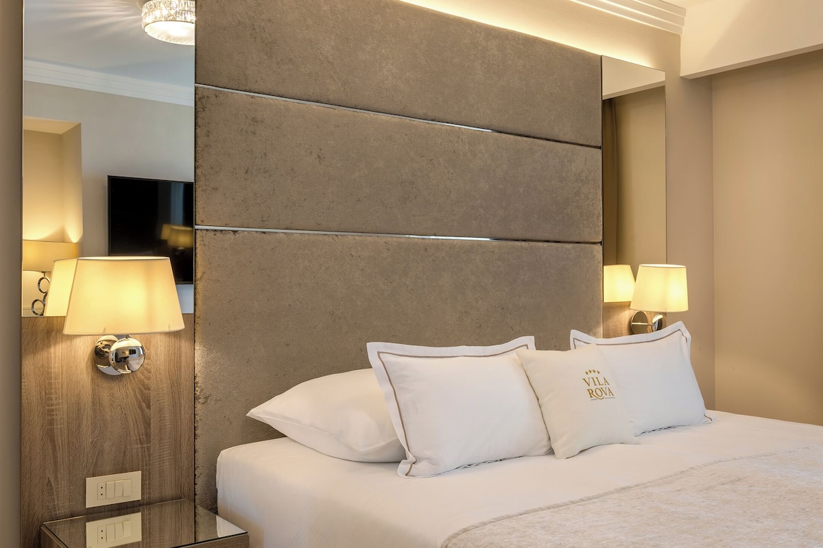 Standaard tweepersoonskamer, balkon, uitzicht op park | 1 slaapkamer, luxe beddengoed, een minibar, een kluis op de kamer
