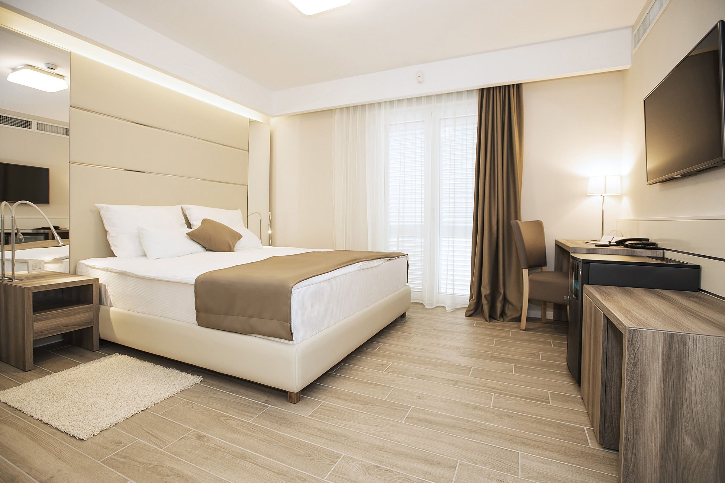 suite, 1 bedroom, terrace, sea view | 1 bedroom, premium bedding, minibar, in-room safe