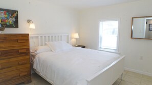 3 habitaciones, escritorio, tabla de planchar con plancha y wifi gratis 