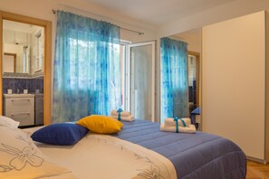 Apartment, Balcony | Iron/ironing board, free WiFi, bed sheets - Apartments Ena (Split)