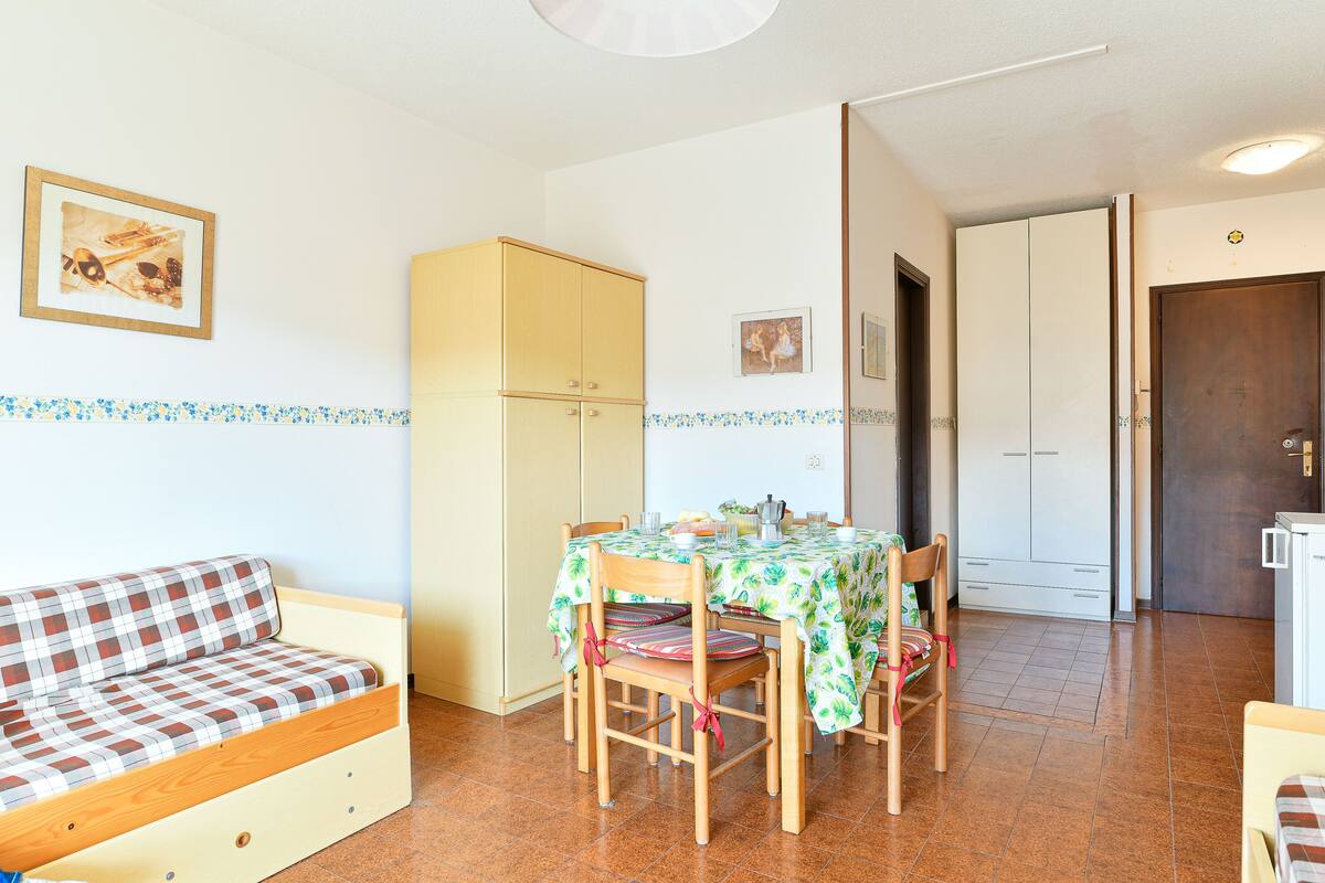 Standard Apartment, 2 Bedrooms | Living area | 22-inch TV with digital channels