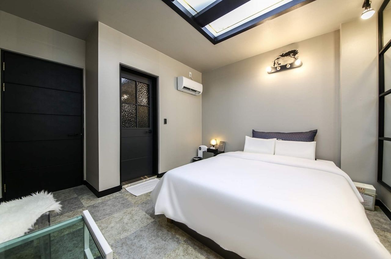 standard room, non smoking | free wifi, bed sheets