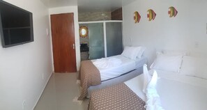 Triple Room | Minibar, iron/ironing board, free WiFi, bed sheets - Cabanos Suites (Maragogi)