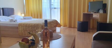 Desk, iron/ironing board, free WiFi, bed sheets