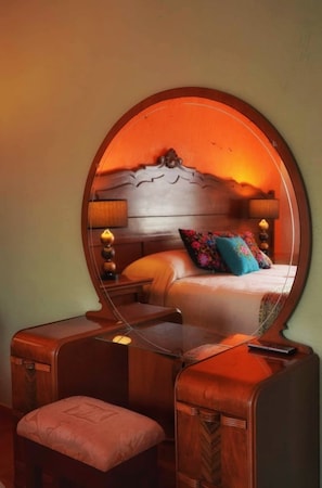 Presidential Studio Suite | Egyptian cotton sheets, premium bedding, down duvets, Tempur-Pedic beds - Casa Alfareros (Tlaquepaque)