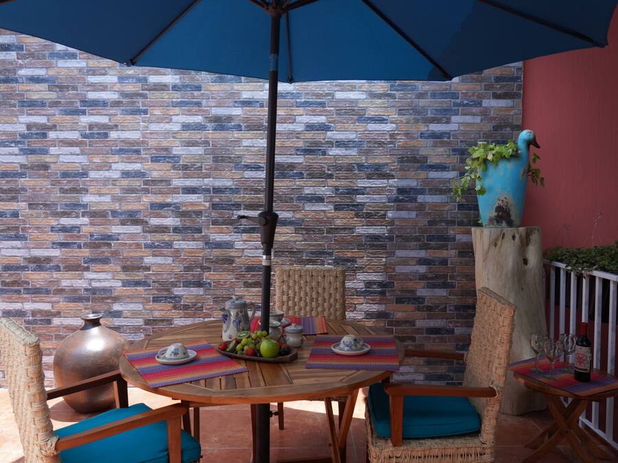 Free daily cooked-to-order breakfast