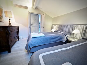 Apartment, 2 Bedrooms | 2 bedrooms, cribs/infant beds, free WiFi, bed sheets - Panoramica Dimora Assarotti Terrazza (Genoa)
