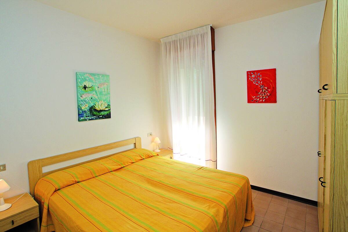 Apartment, 2 Bedrooms | 1 bedroom, blackout drapes