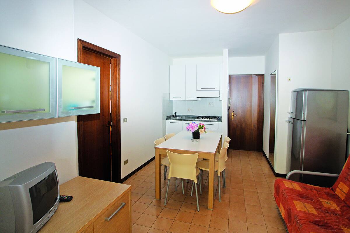 22-inch TV with digital channels