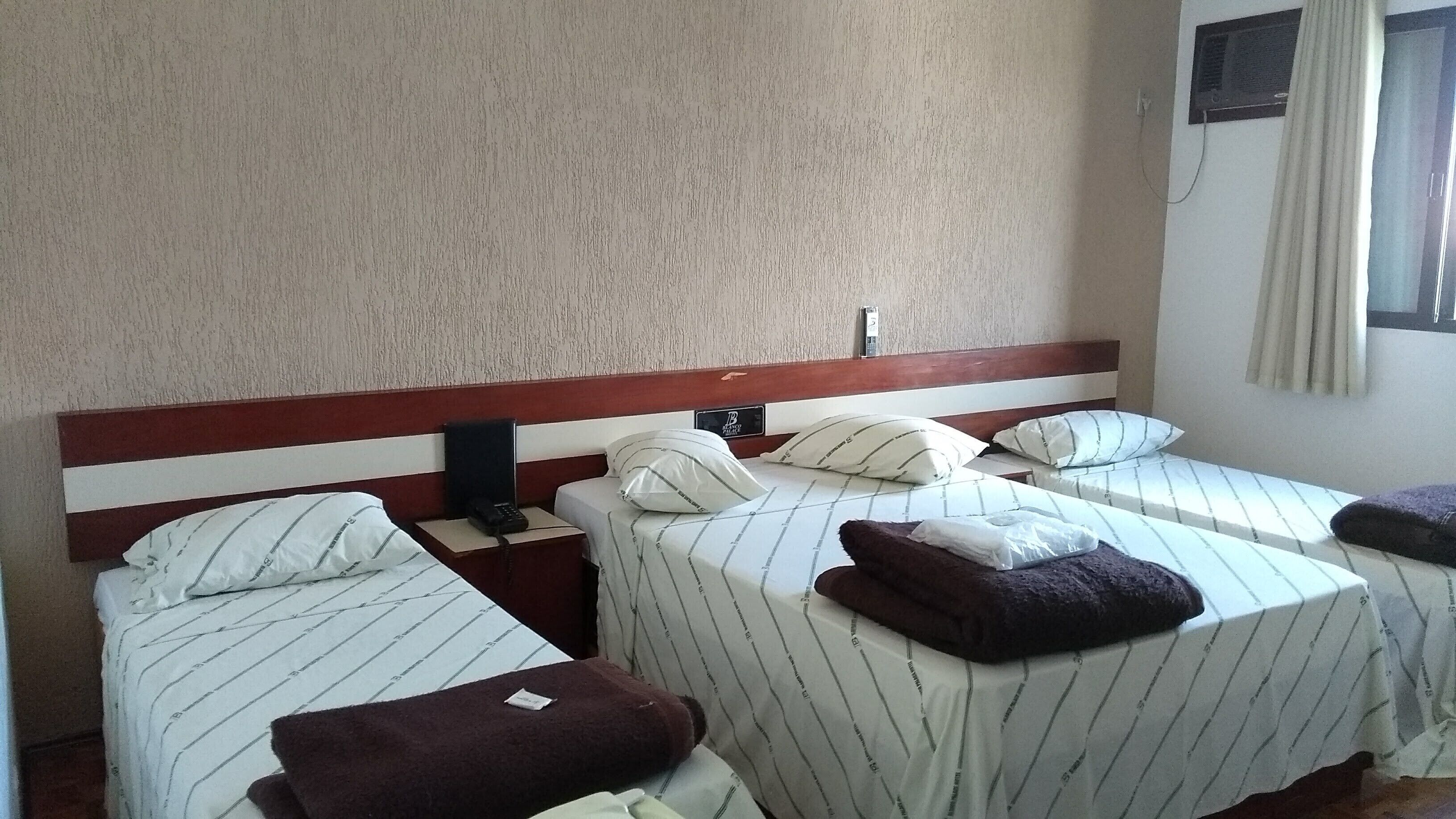 basic quadruple room | minibar, desk, soundproofing, free wifi