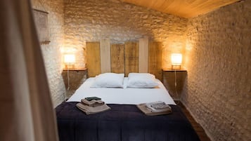 Family Room (Grande Champagne) | 1 bedroom, premium bedding, individually decorated, desk