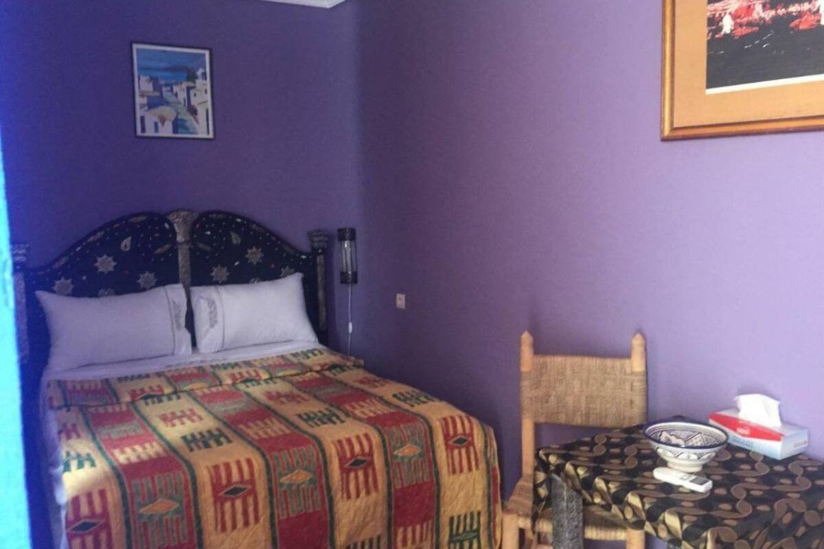 Laptop workspace, soundproofing, free cots/infant beds, free WiFi