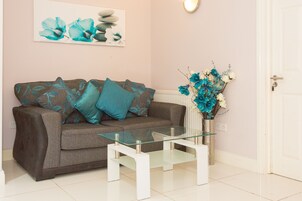 Family House | Living area | Smart TV, Netflix