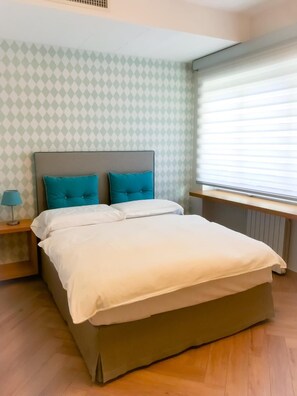 Premium bedding, down comforters, memory foam beds, minibar - B&B Veru' (Sorrento)