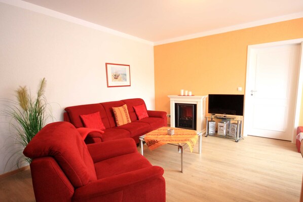 Unclassified image, 1 of 25, button