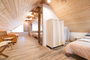 Familie appartement, en-suite badkamer (Apartma) | 1 slaapkamer, individueel gedecoreerd, individueel gemeubileerd