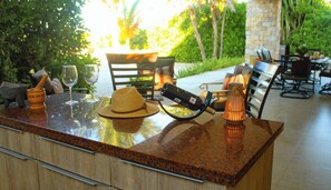Deluxe Villa | Terrace/patio