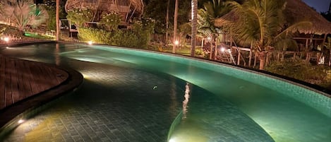 Piscine extérieure