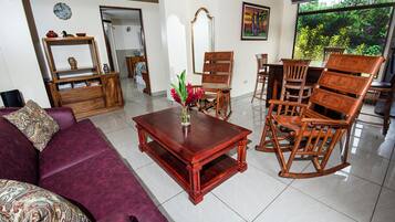 El Rio Apartment | Private kitchen | Coffee/tea maker