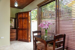 Pura Vida Cottage | Coffres-forts dans les chambres, décoration personnalisée