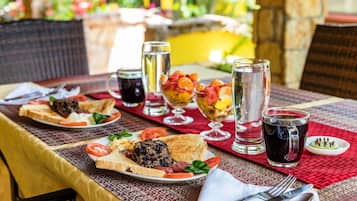 Ilmainen päivittäinen paikallinen aamiainen