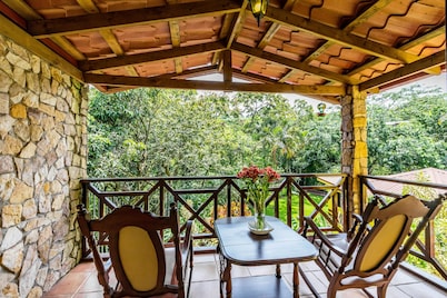 La Terraza Guest House B&B