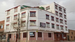 Front of property - Hotel Santusa (Villazon)