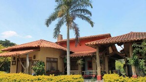 Front of property - Hotel del Campo (Quimbaya)