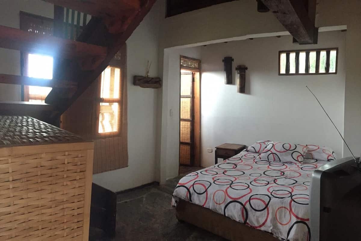 Cortinas blackout, camas plegables/adicionales y wifi gratis