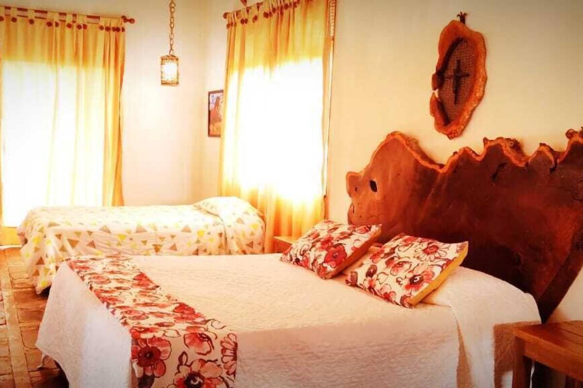 Junior Suite, 1 Queen Bed | Blackout drapes, rollaway beds (surcharge), WiFi (free), bed sheets